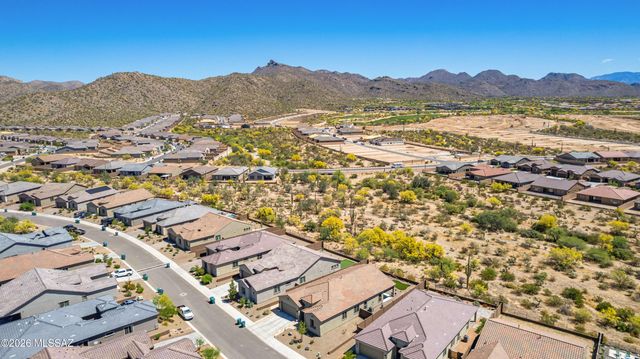 14500 N Twin Saguaro Drive, Marana, AZ 85658