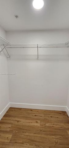 170 SE 14th St 1408, Miami, FL 33131