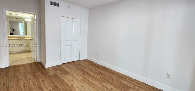 170 SE 14th St 1408, Miami, FL 33131