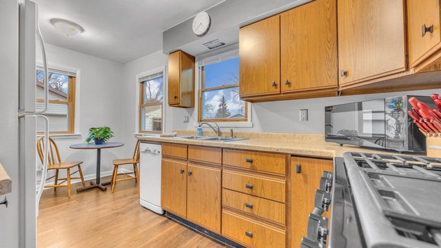 561 E 9th STREET, Fond Du Lac, WI 54935