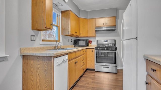 561 E 9th STREET, Fond Du Lac, WI 54935