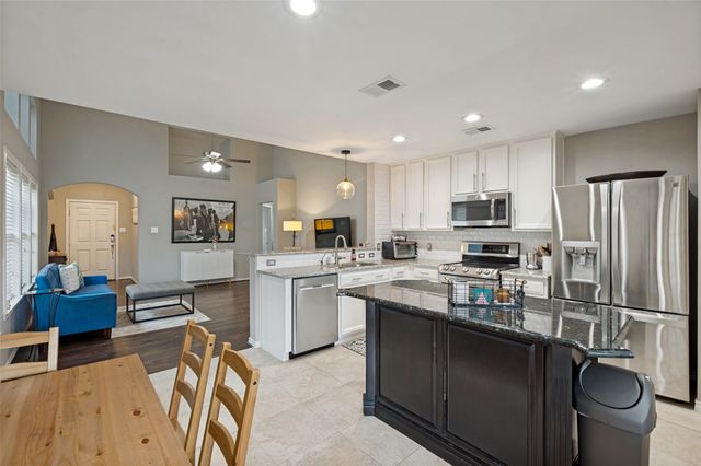 8920 Stewart Street, Cross Roads, TX 76227
