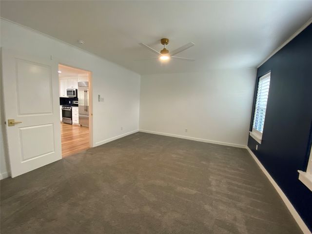 1223 E Waco Avenue, Dallas, TX 75216