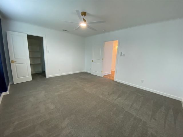 1223 E Waco Avenue, Dallas, TX 75216