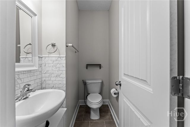 208 Maggie Lane, Allenhurst, GA 31301