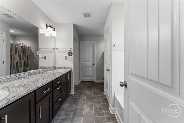 208 Maggie Lane, Allenhurst, GA 31301