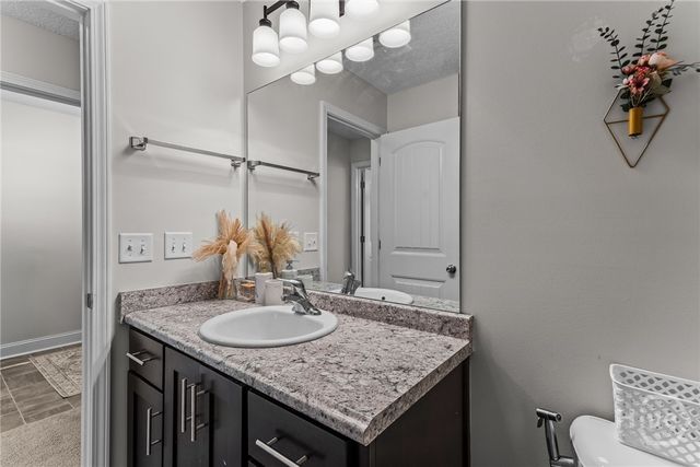 208 Maggie Lane, Allenhurst, GA 31301