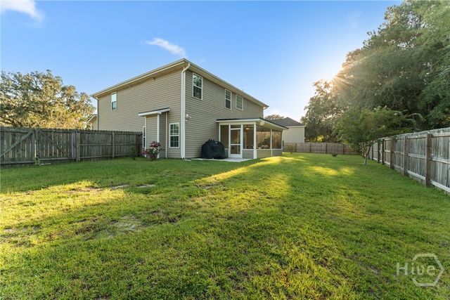 208 Maggie Lane, Allenhurst, GA 31301