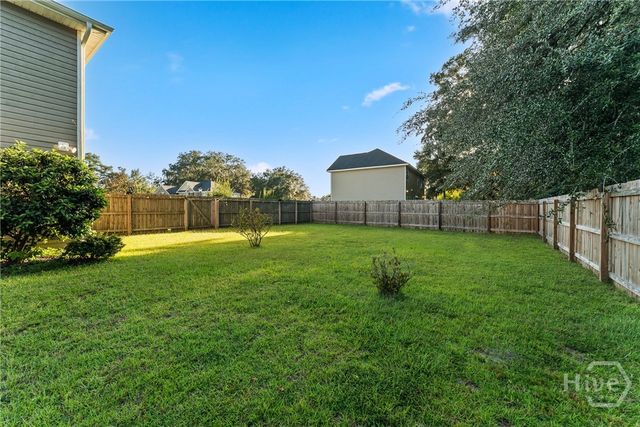 208 Maggie Lane, Allenhurst, GA 31301