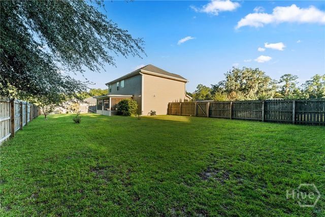 208 Maggie Lane, Allenhurst, GA 31301
