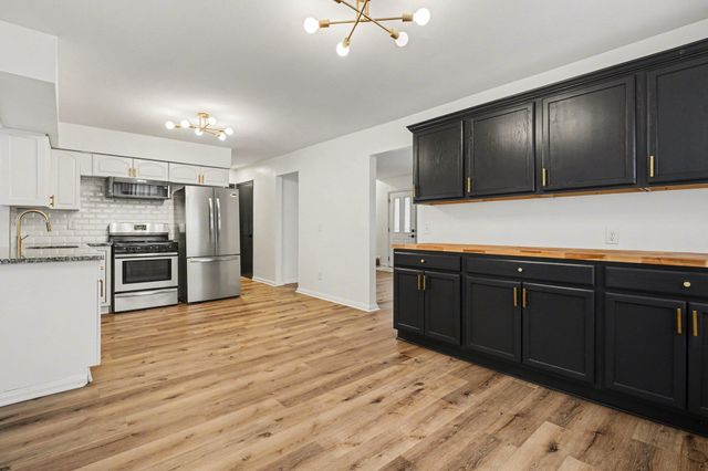 5632 Castleton Lane, Oshtemo Twp, MI 49009