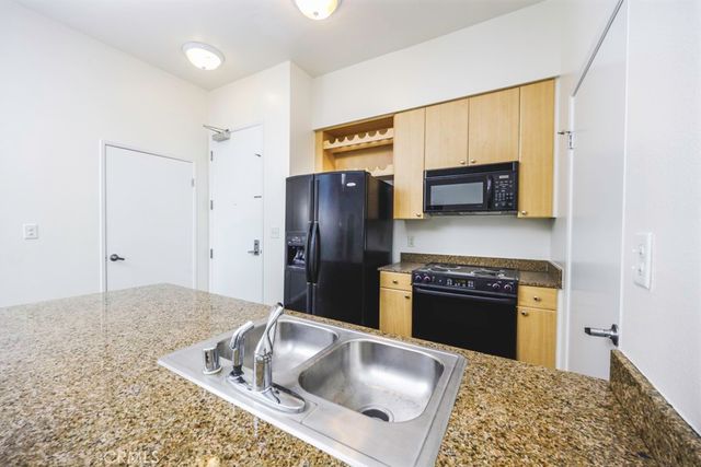 388 E Ocean Boulevard 1401, Long Beach, CA 90802