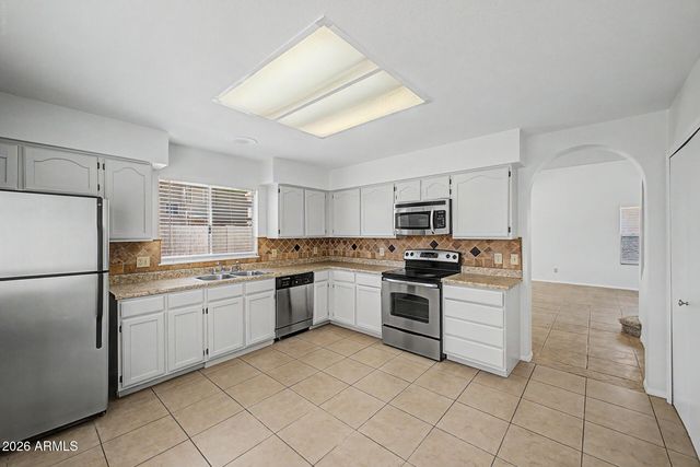 5051 W MERCURY Way, Chandler, AZ 85226