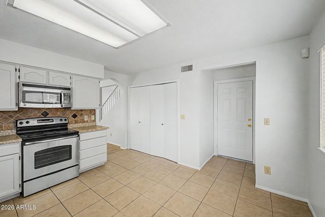 5051 W MERCURY Way, Chandler, AZ 85226