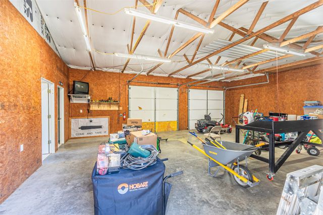 10471 Holly Creek Road, Poetry, TX 75160