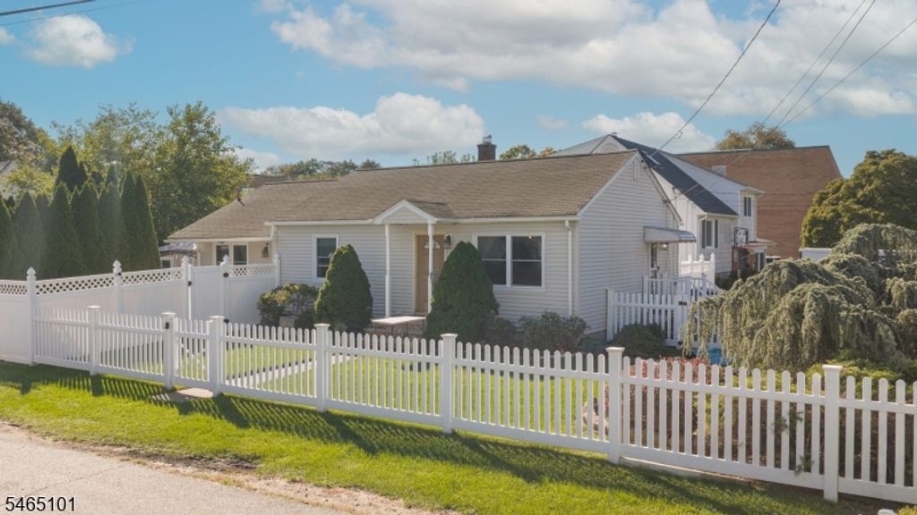 3 6Th Ave, Wanaque Boro, NJ 07420 — exterior