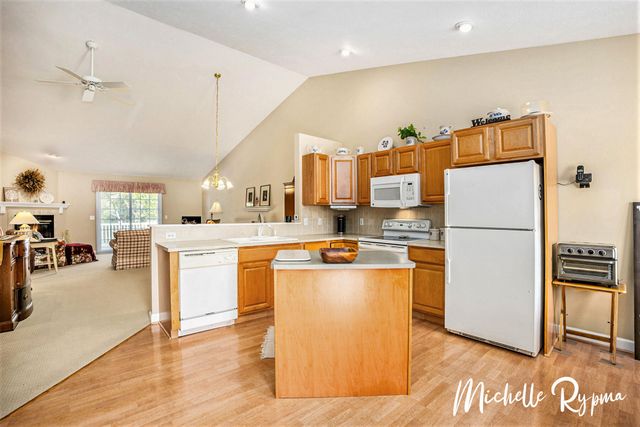 11381 Pointe Lake Boulevard, Holland Twp, MI 49424