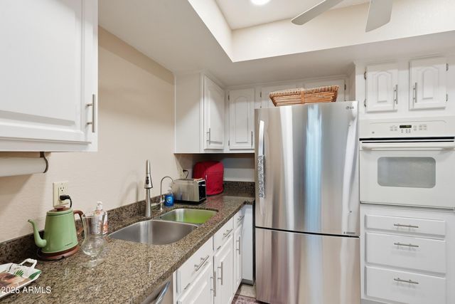 17404 N 99TH Avenue 333, Sun City, AZ 85373