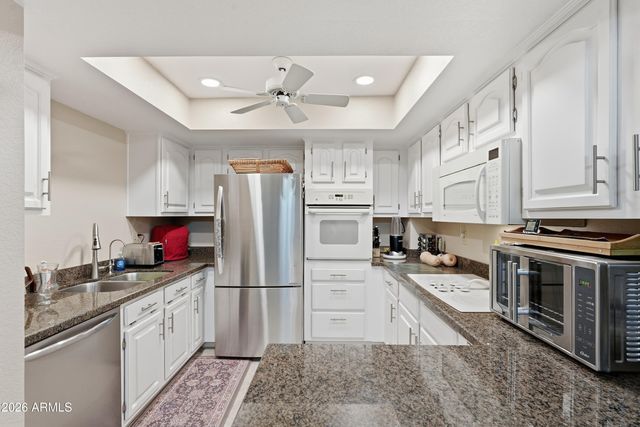 17404 N 99TH Avenue 333, Sun City, AZ 85373