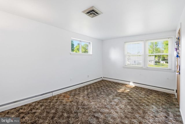 1825 STERIGERE ST, West Norriton, PA 19403