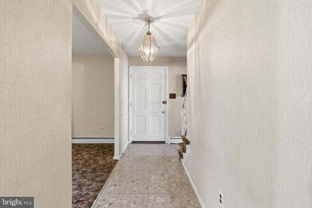 1825 STERIGERE ST, West Norriton, PA 19403