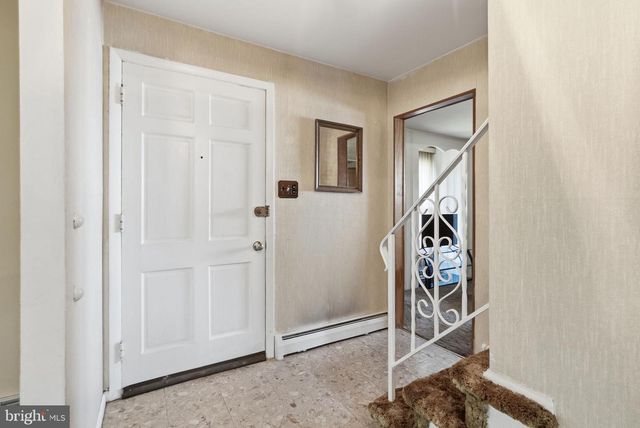 1825 STERIGERE ST, West Norriton, PA 19403