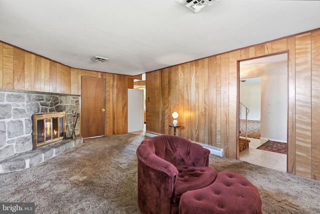 1825 STERIGERE ST, West Norriton, PA 19403