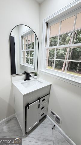 5698 CRESTWOOD Drive, Stone Mountain, GA 30087