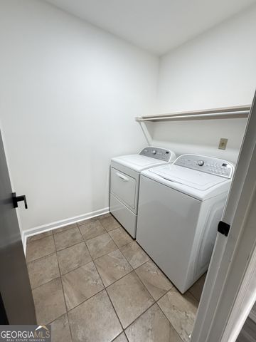 5698 CRESTWOOD Drive, Stone Mountain, GA 30087