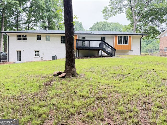 5698 CRESTWOOD Drive, Stone Mountain, GA 30087
