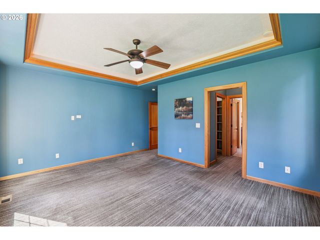 2190 Ne 229TH Ct, Fairview, OR 97024