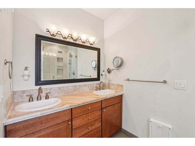 2190 Ne 229TH Ct, Fairview, OR 97024