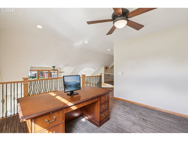 2190 Ne 229TH Ct, Fairview, OR 97024