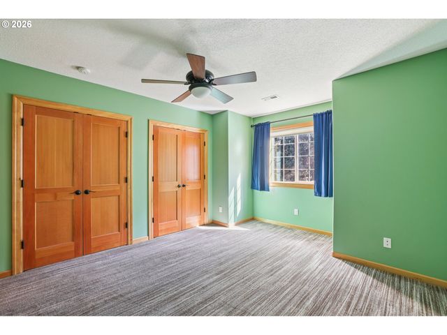 2190 Ne 229TH Ct, Fairview, OR 97024