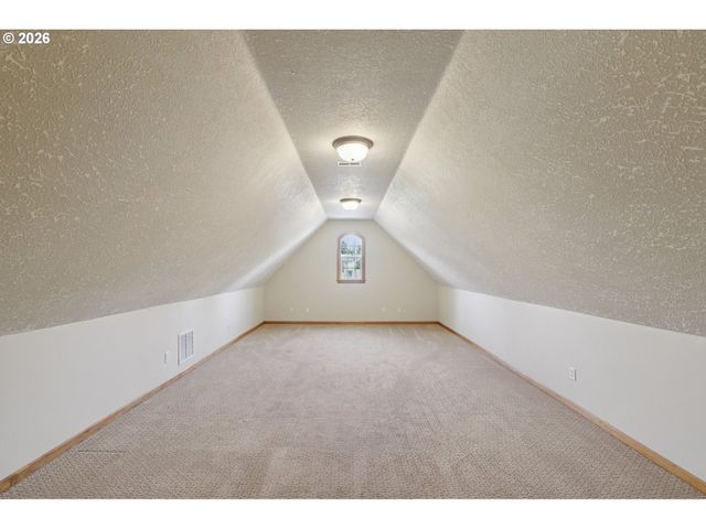 2190 Ne 229TH Ct, Fairview, OR 97024