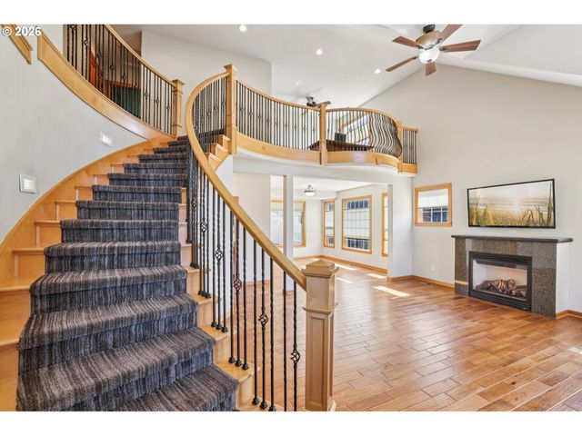 2190 Ne 229TH Ct, Fairview, OR 97024