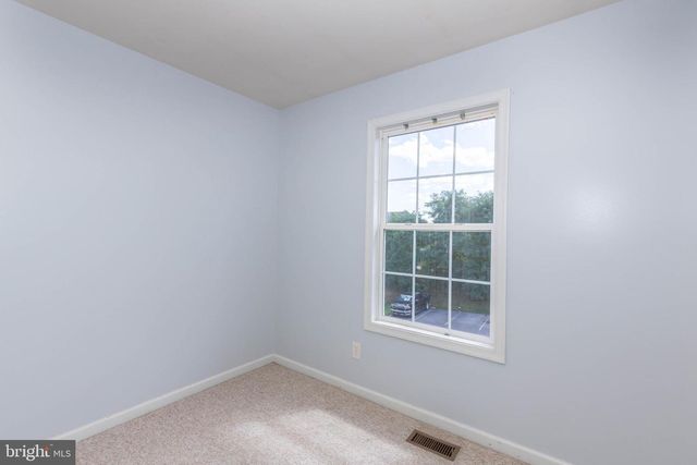 128 PONY CIR, Martinsburg, WV 25405