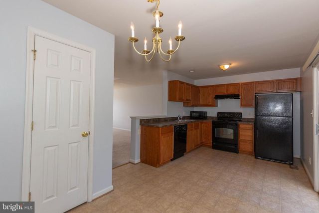 128 PONY CIR, Martinsburg, WV 25405