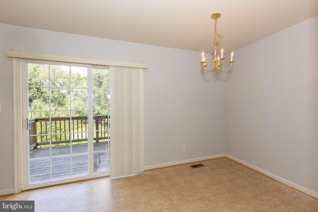 128 PONY CIR, Martinsburg, WV 25405