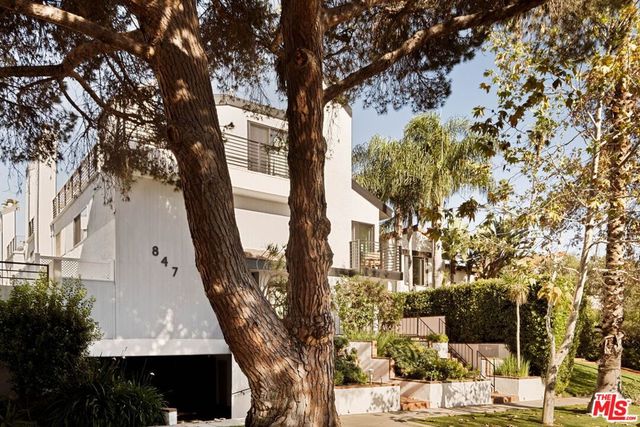 847 17th Street 1, Santa Monica, CA 90403