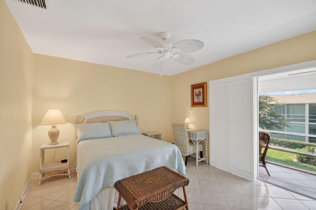 600 Horizon W 207, Boynton Beach, FL 33435