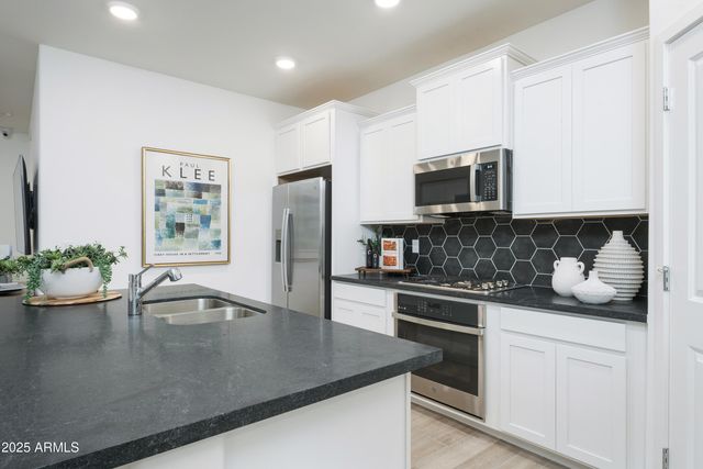 5012 W STRAY HORSE Lane, Laveen, AZ 85339