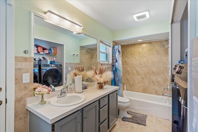 2821 LONE FEATHER DRIVE, Orlando, FL 32837