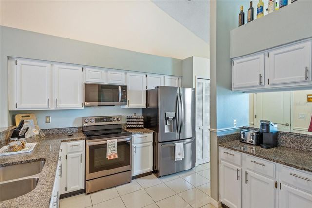2821 LONE FEATHER DRIVE, Orlando, FL 32837
