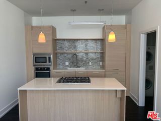 727 W 7th Street 1304 -PH3, Los Angeles, CA 90017