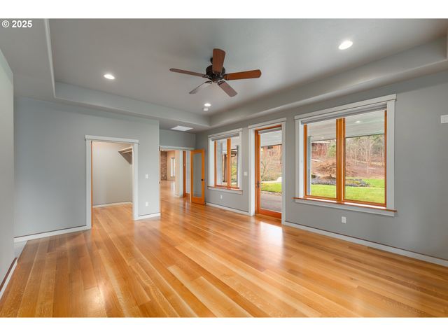 509 JASMINE Way, Roseburg, OR 97471