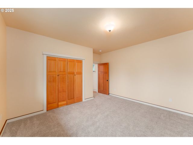 509 JASMINE Way, Roseburg, OR 97471