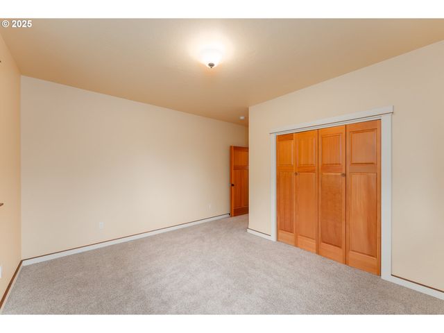 509 JASMINE Way, Roseburg, OR 97471