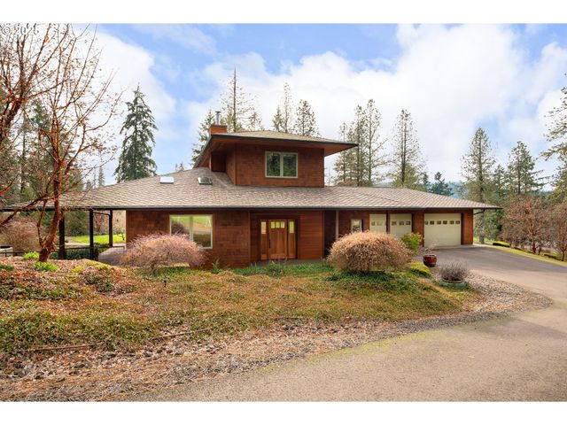 509 JASMINE Way, Roseburg, OR 97471
