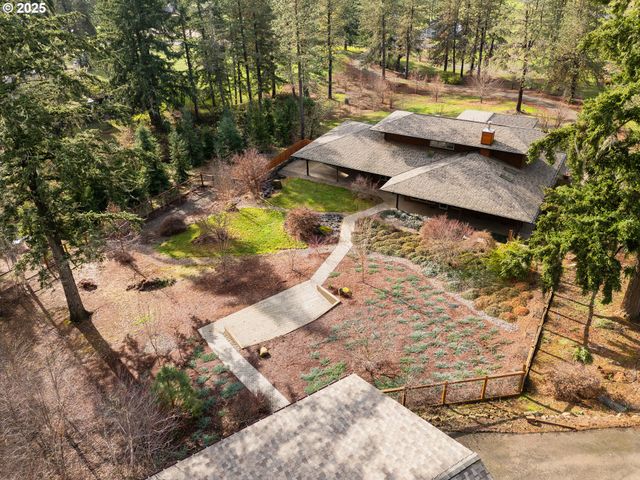 509 JASMINE Way, Roseburg, OR 97471